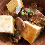 牛肉と豆腐のピリ辛丼